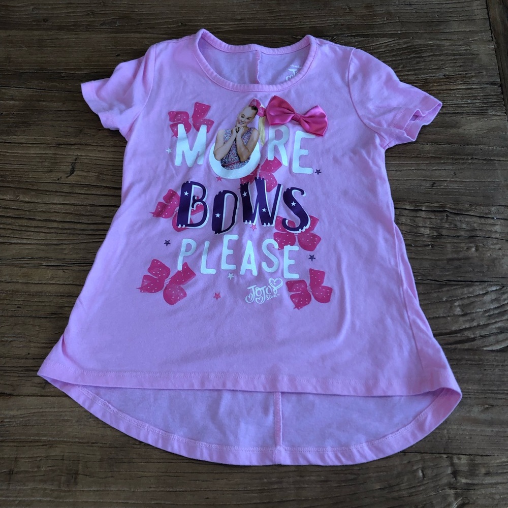 JoJo Siwa Nickelodeon T-Shirt (NWOT)